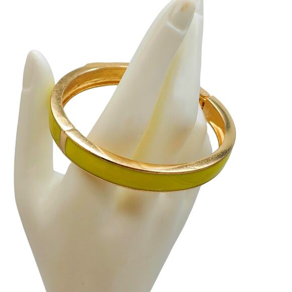 Lemon Yellow Enamel Clamper Initial L Bangle Gold Tone Bracelet Vintage Hinged - Picture 4 of 10